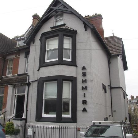 Ashmira Guest House Weymouth Eksteriør bilde