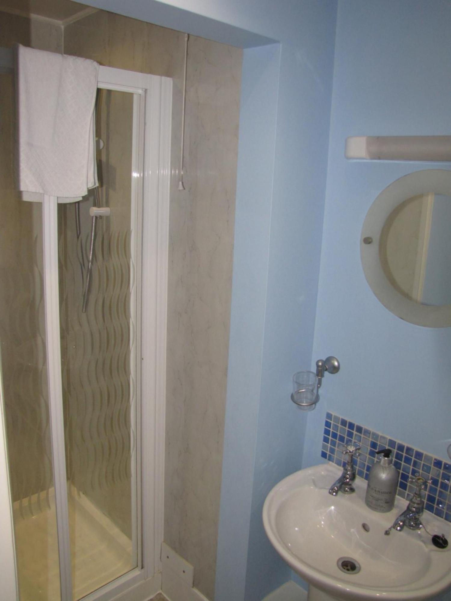 Ashmira Guest House Weymouth Eksteriør bilde