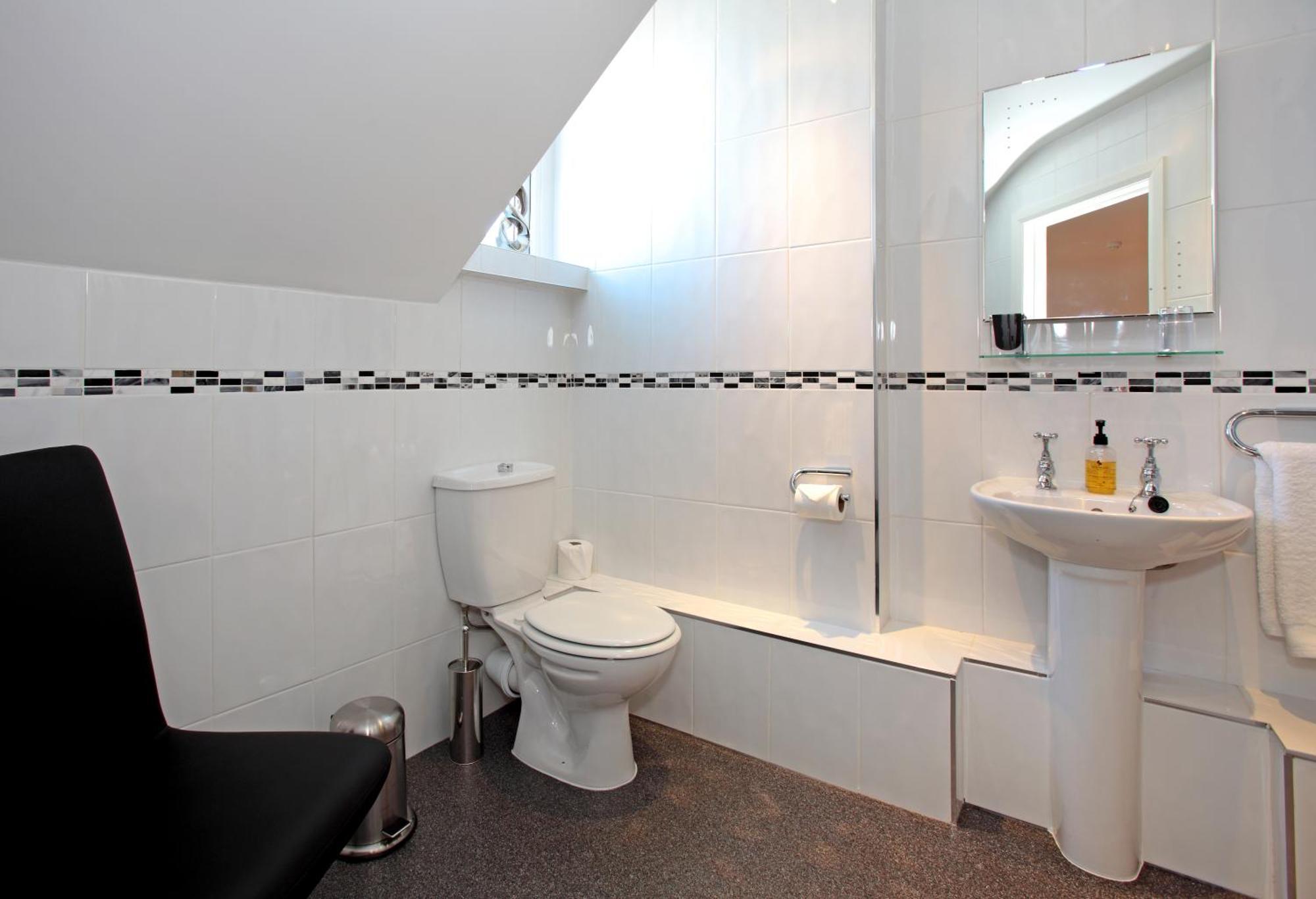 Ashmira Guest House Weymouth Eksteriør bilde