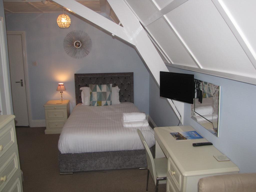 Ashmira Guest House Weymouth Eksteriør bilde