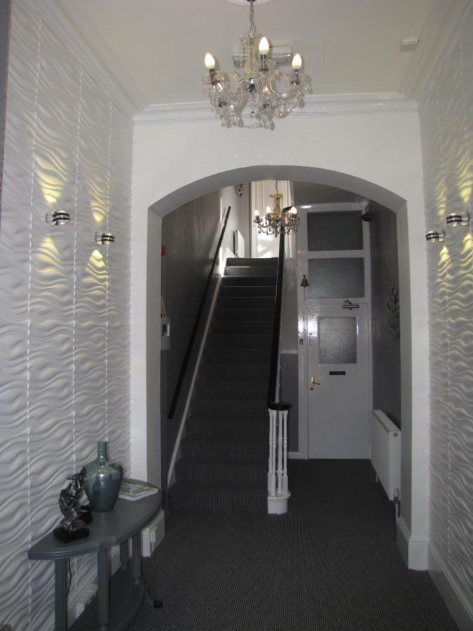 Ashmira Guest House Weymouth Eksteriør bilde